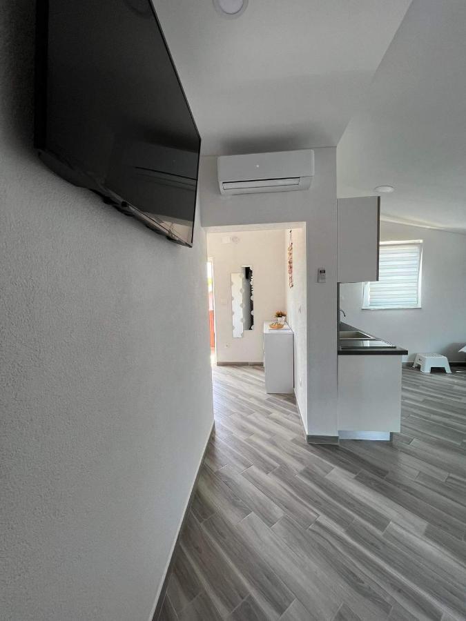 Apartment ˝Soleil˝ Vir Extérieur photo