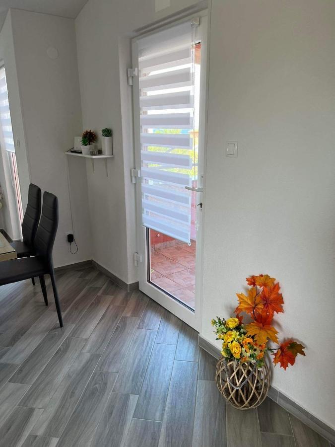 Apartment ˝Soleil˝ Vir Extérieur photo