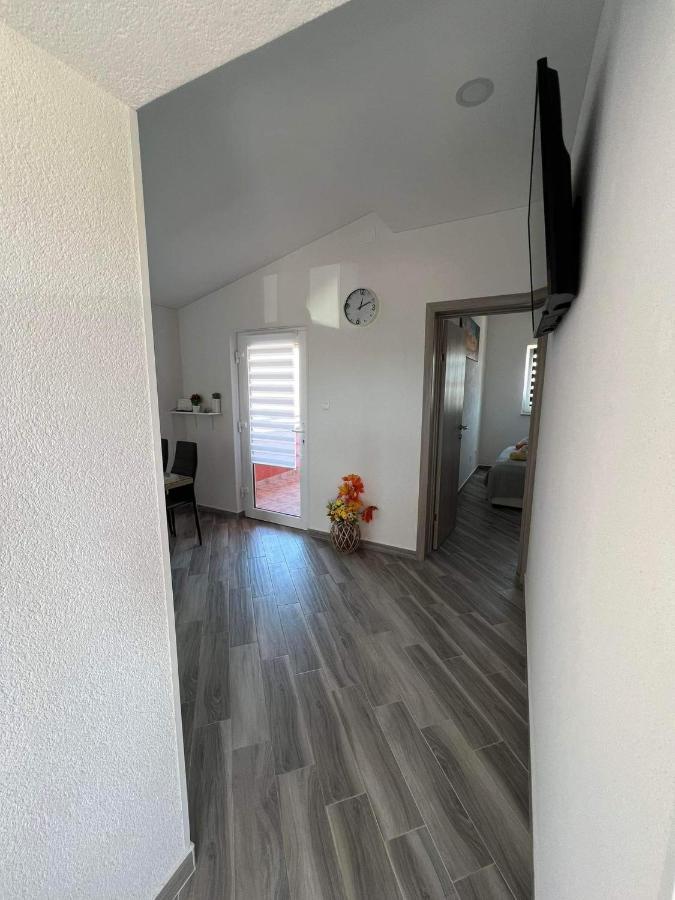 Apartment ˝Soleil˝ Vir Extérieur photo