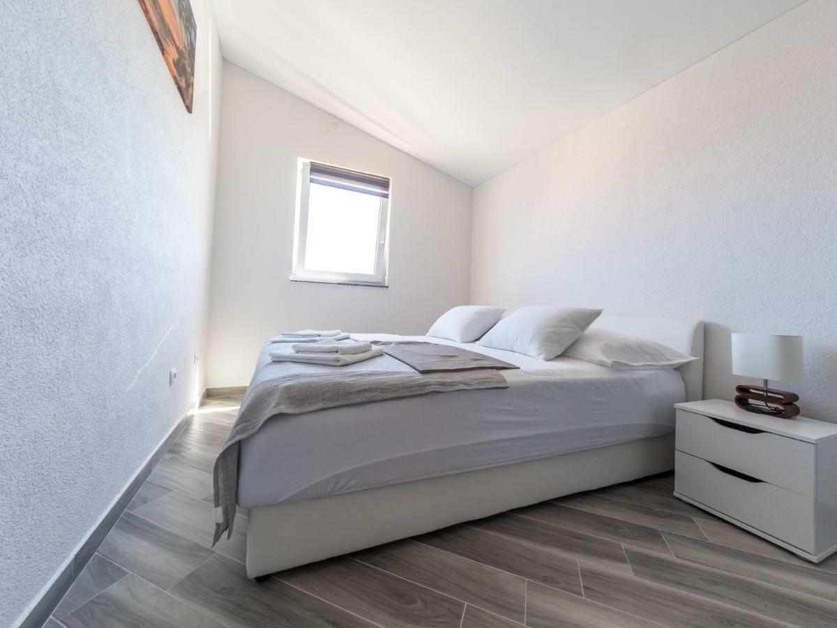 Apartment ˝Soleil˝ Vir Extérieur photo