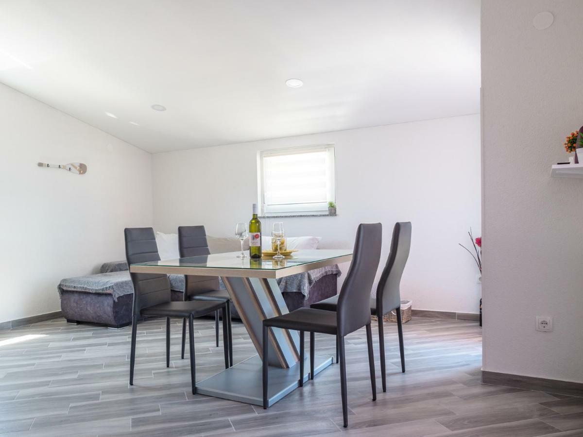 Apartment ˝Soleil˝ Vir Extérieur photo